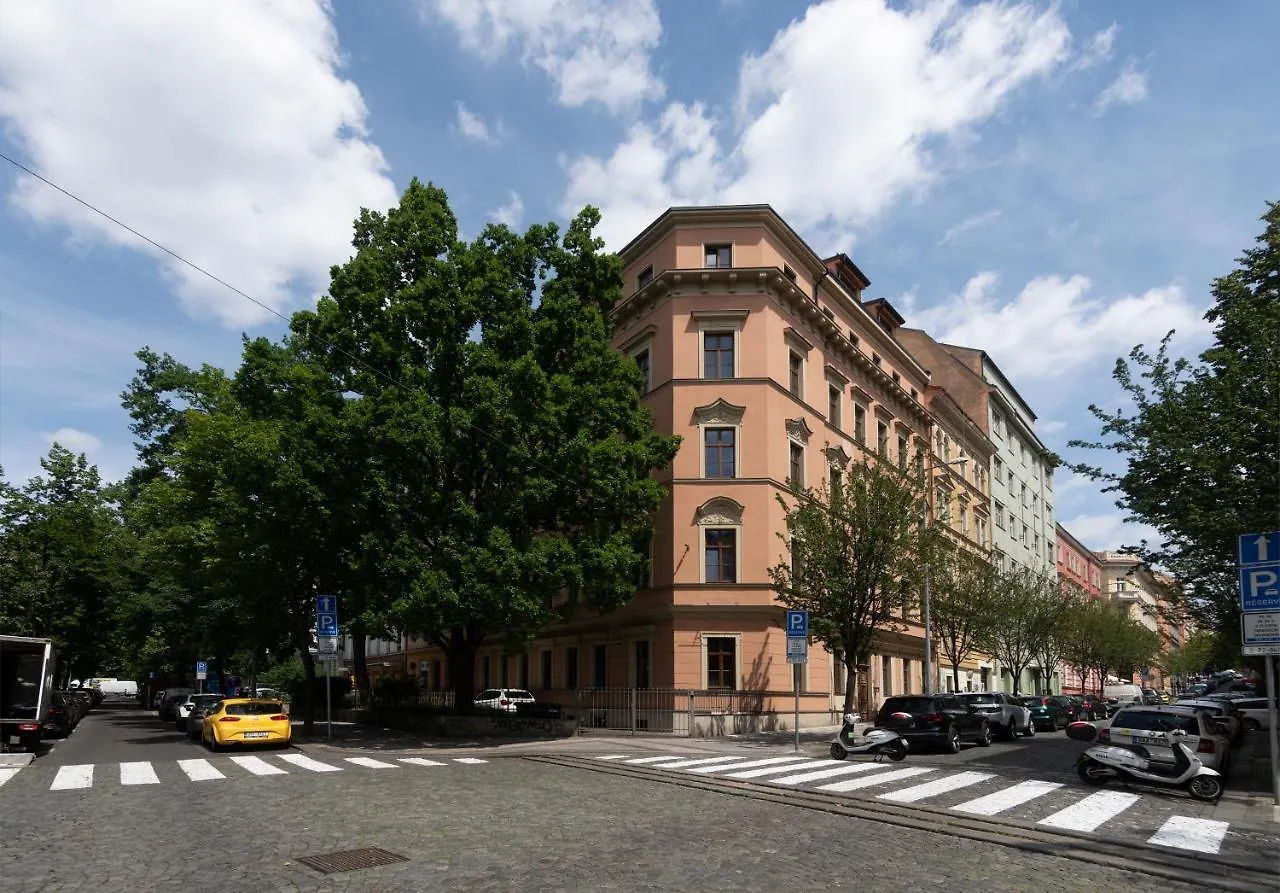 Bohemian Dreams Apartments And Suites By Dwellfort Prague Aparthotel