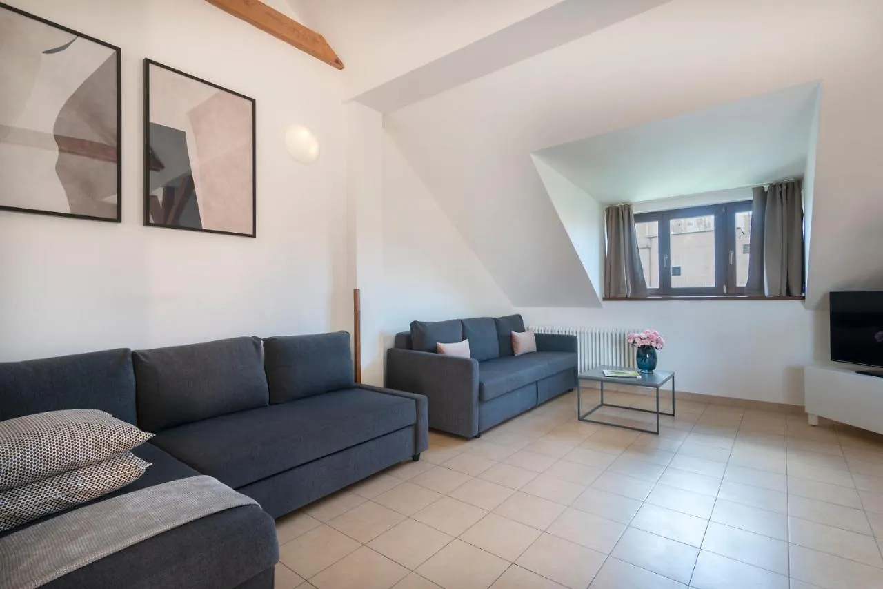 Bohemian Dreams Apartments And Suites By Dwellfort Prague Aparthotel