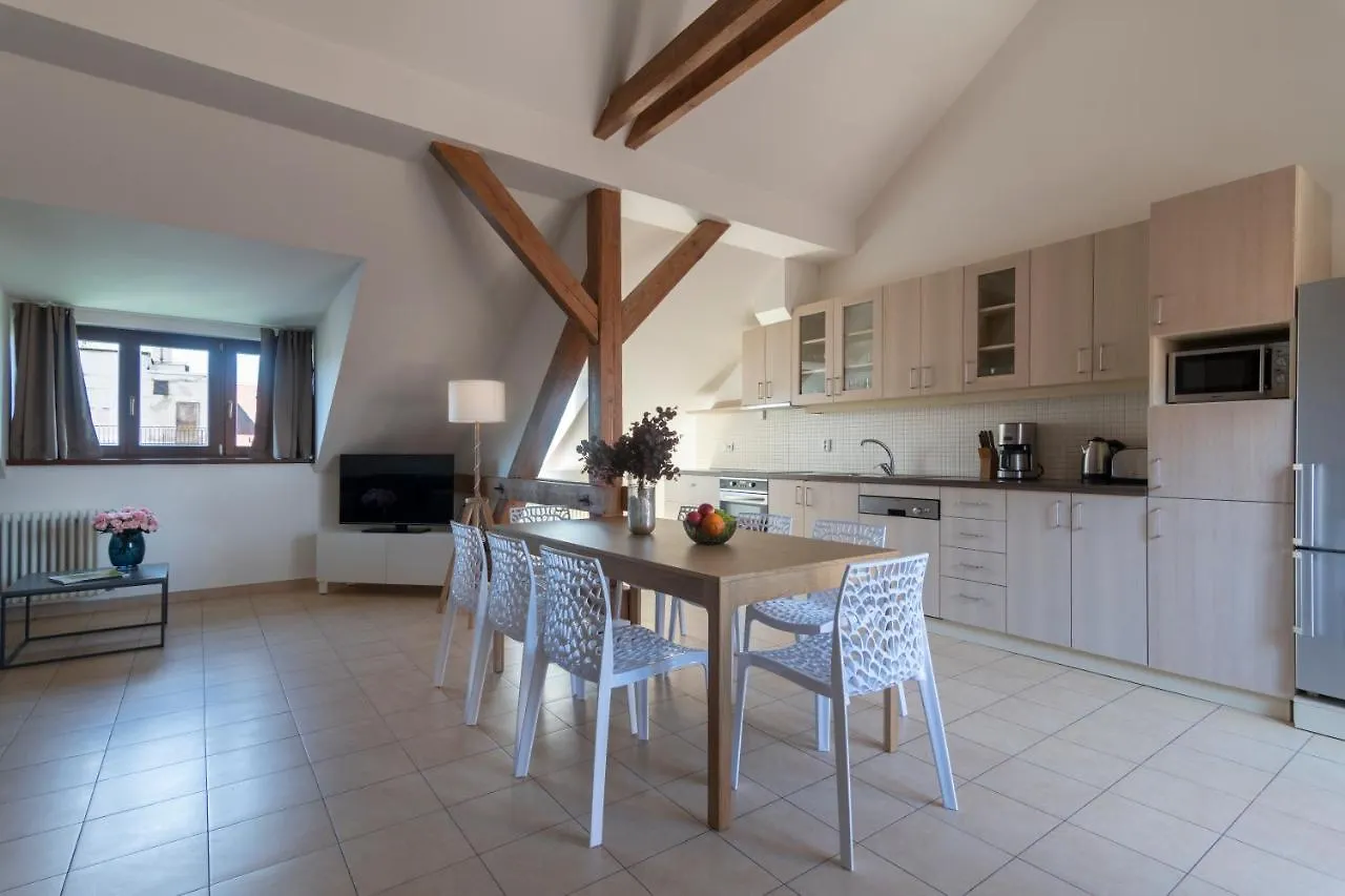 Bohemian Dreams Apartments And Suites By Dwellfort Prague