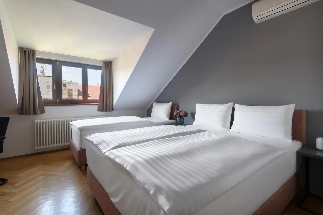 Aparthotel Bohemian Dreams Apartments And Suites By Dwellfort Prague