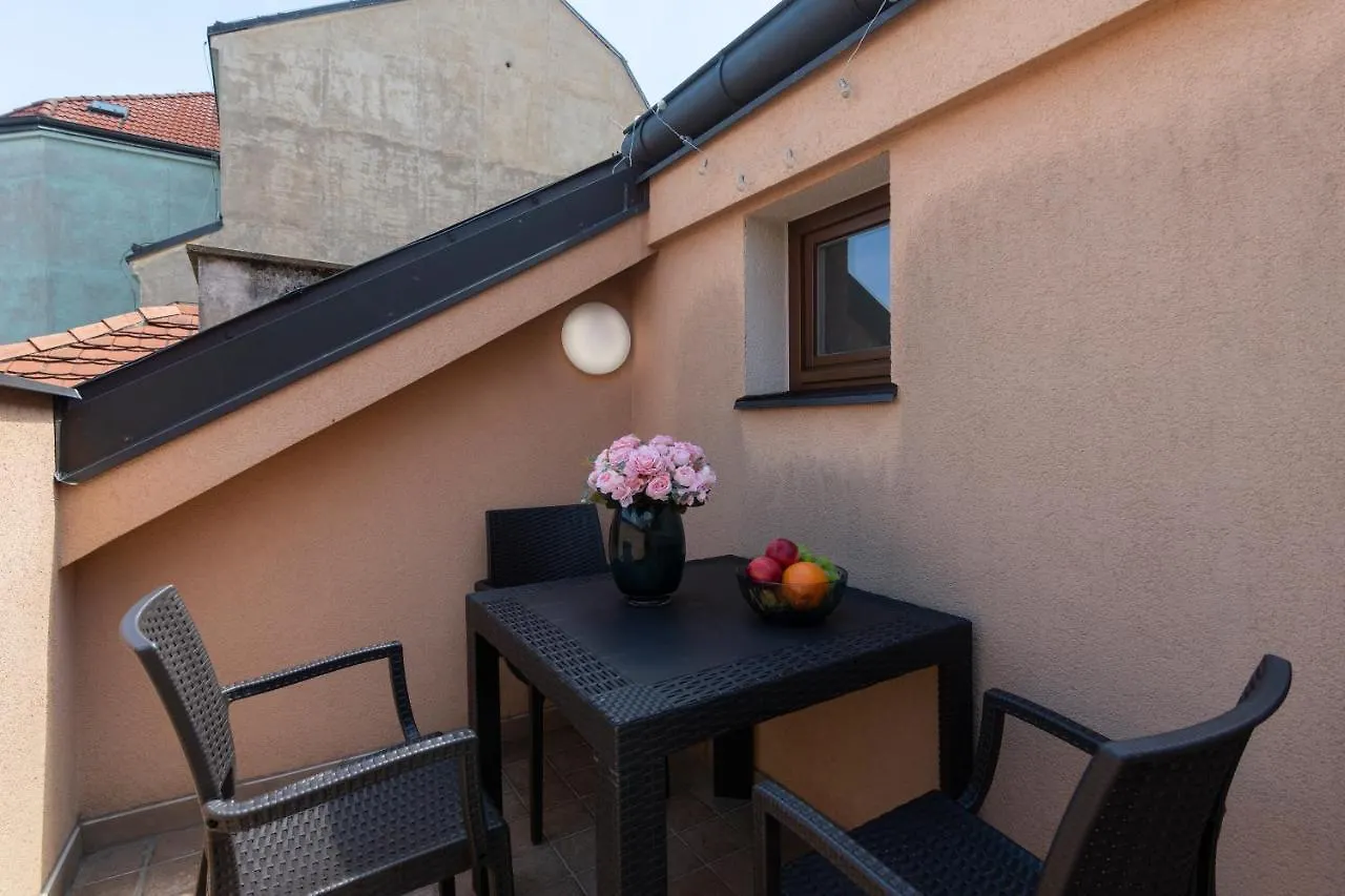 Aparthotel Bohemian Dreams Apartments And Suites By Dwellfort Prague
