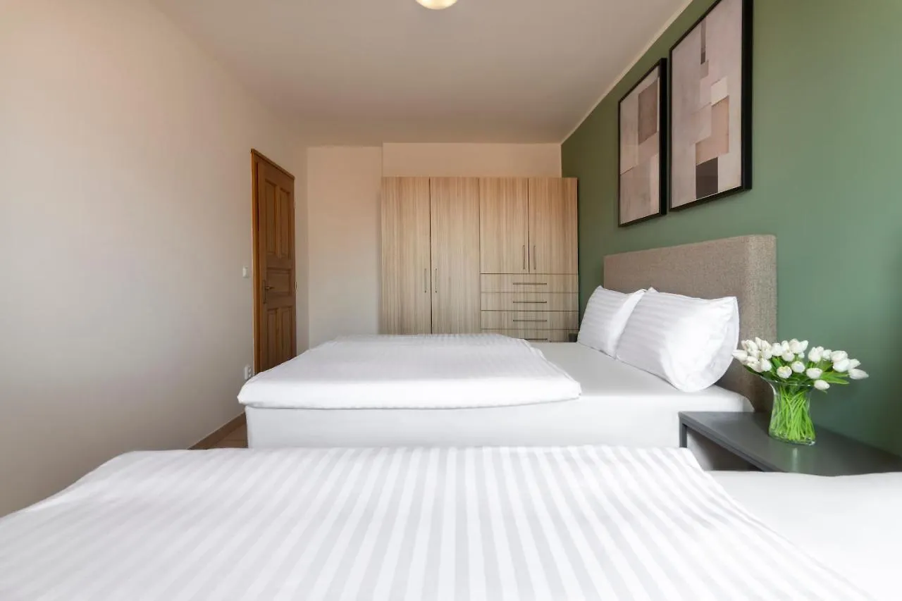 Bohemian Dreams Apartments And Suites By Dwellfort Praga Aparthotel