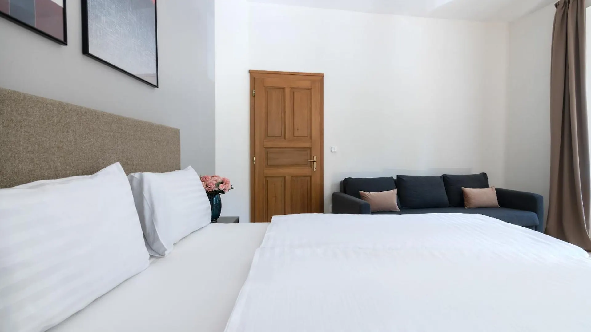 Aparthotel Bohemian Dreams Apartments And Suites By Dwellfort Prague