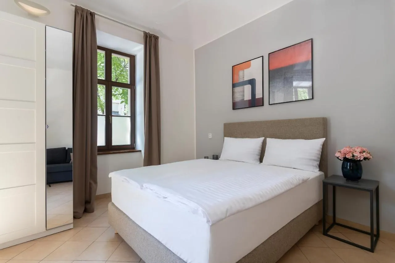 Bohemian Dreams Apartments And Suites By Dwellfort Praga República Checa