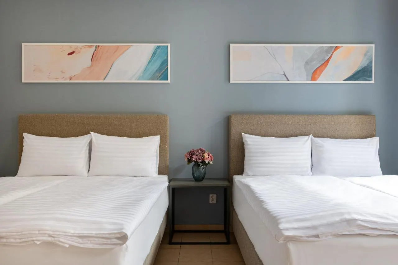 **** Апарт-отель Bohemian Dreams Apartments And Suites By Dwellfort Прага Чехия